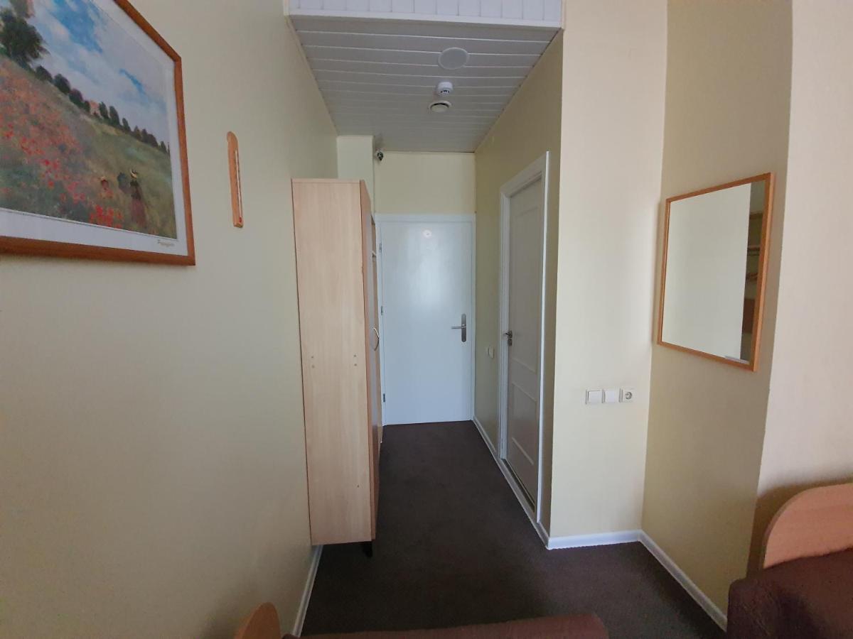 Jnn Guesthouse Vilnius Buitenkant foto